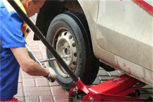 芍药居附近拖车24小时服务热线电话